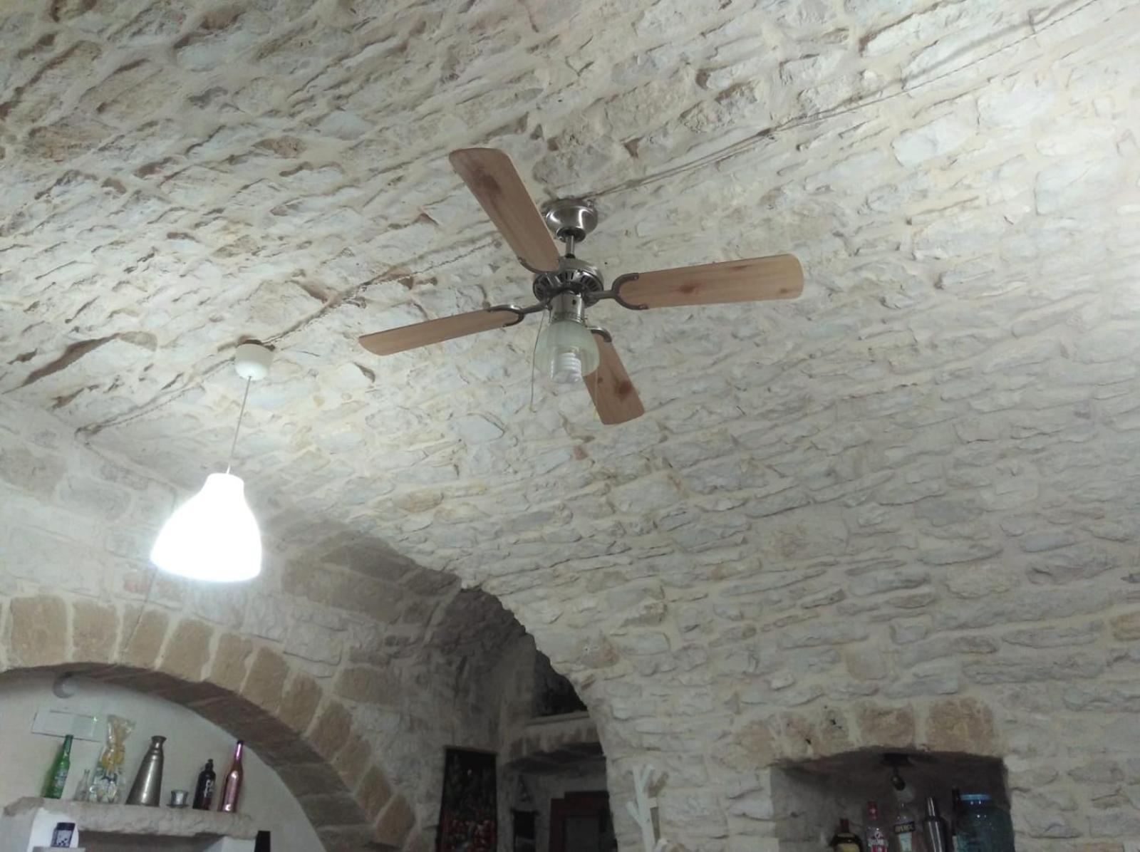 Unique White Stone Studio Джовинаццо Экстерьер фото